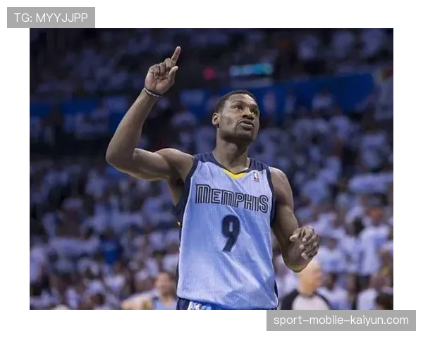 “场外:前NBA球员托尼·阿伦涉及的投资欺诈案开庭,涉案金额达数百万美元” “场外:前NBA球员托尼·阿伦涉及的投资欺诈案开庭,涉案金额达数百万美元”